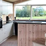 Ferienhaus Scandinavian Lakeside Retreat-By Traum *