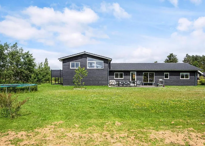 Holiday home Scandinavian Lakeside Retreat-by Traum